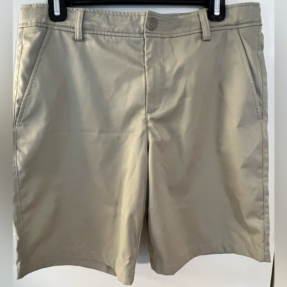 UnderArmour Youth Boys Adjustable Button Waist Athletic Shorts YXL